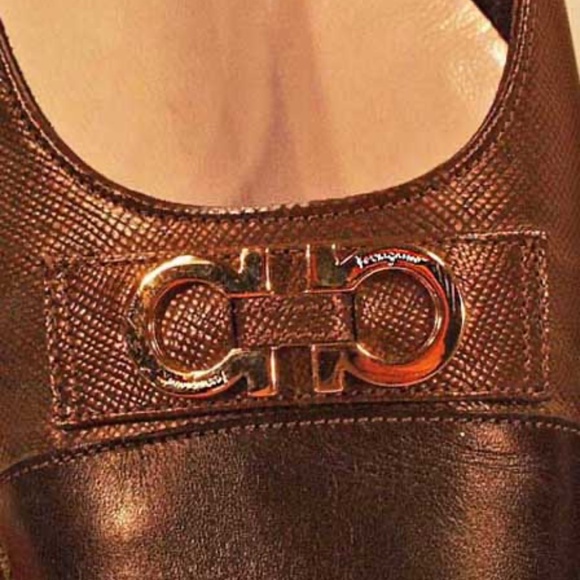 PUMPS, BROWN CALF PATENT & PEBBLE FINISH, Sz 8B, HEEL 1 3/8 inch, FERRAGAMO, - Picture 5 of 9